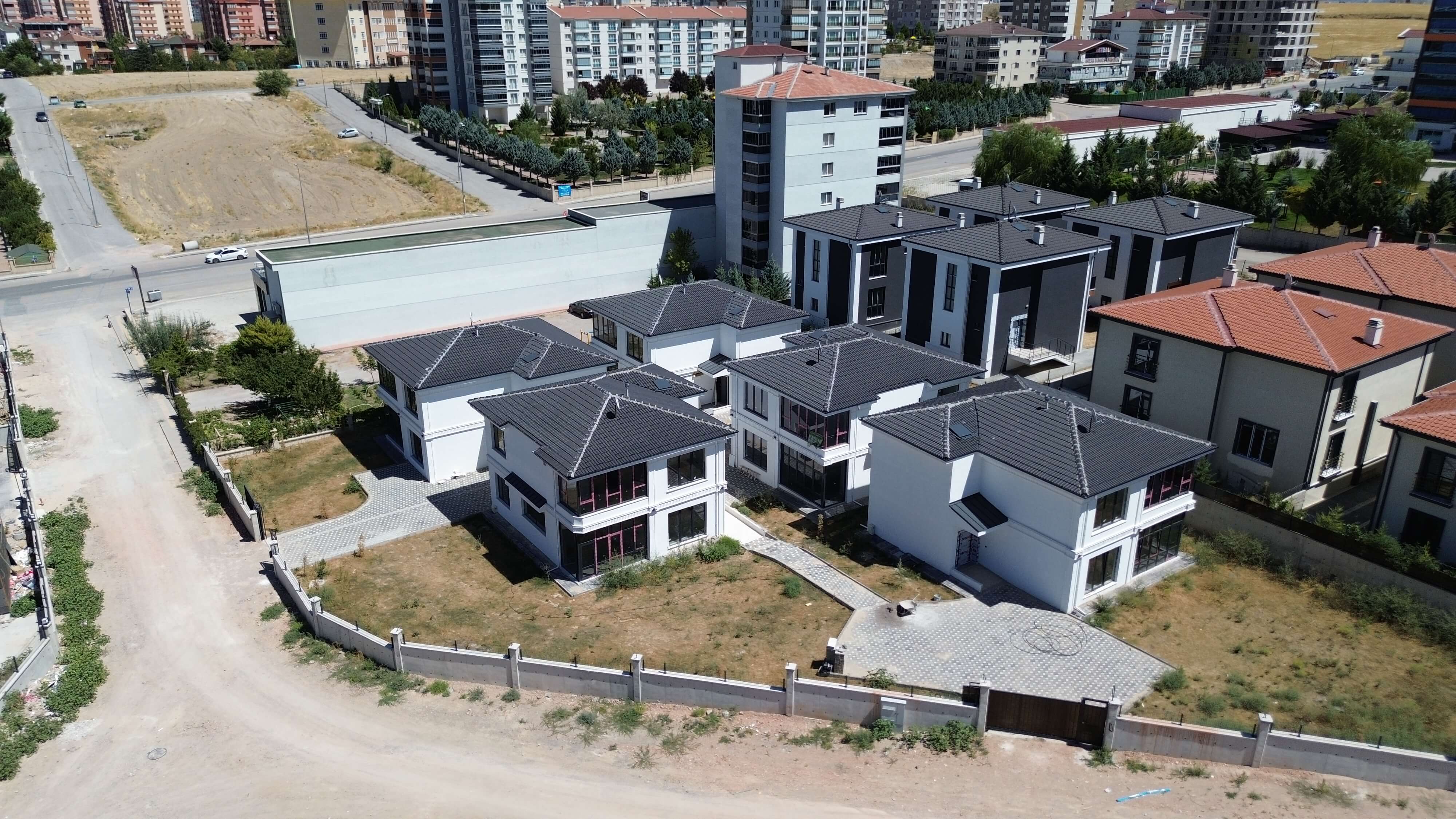 White Place Villaları